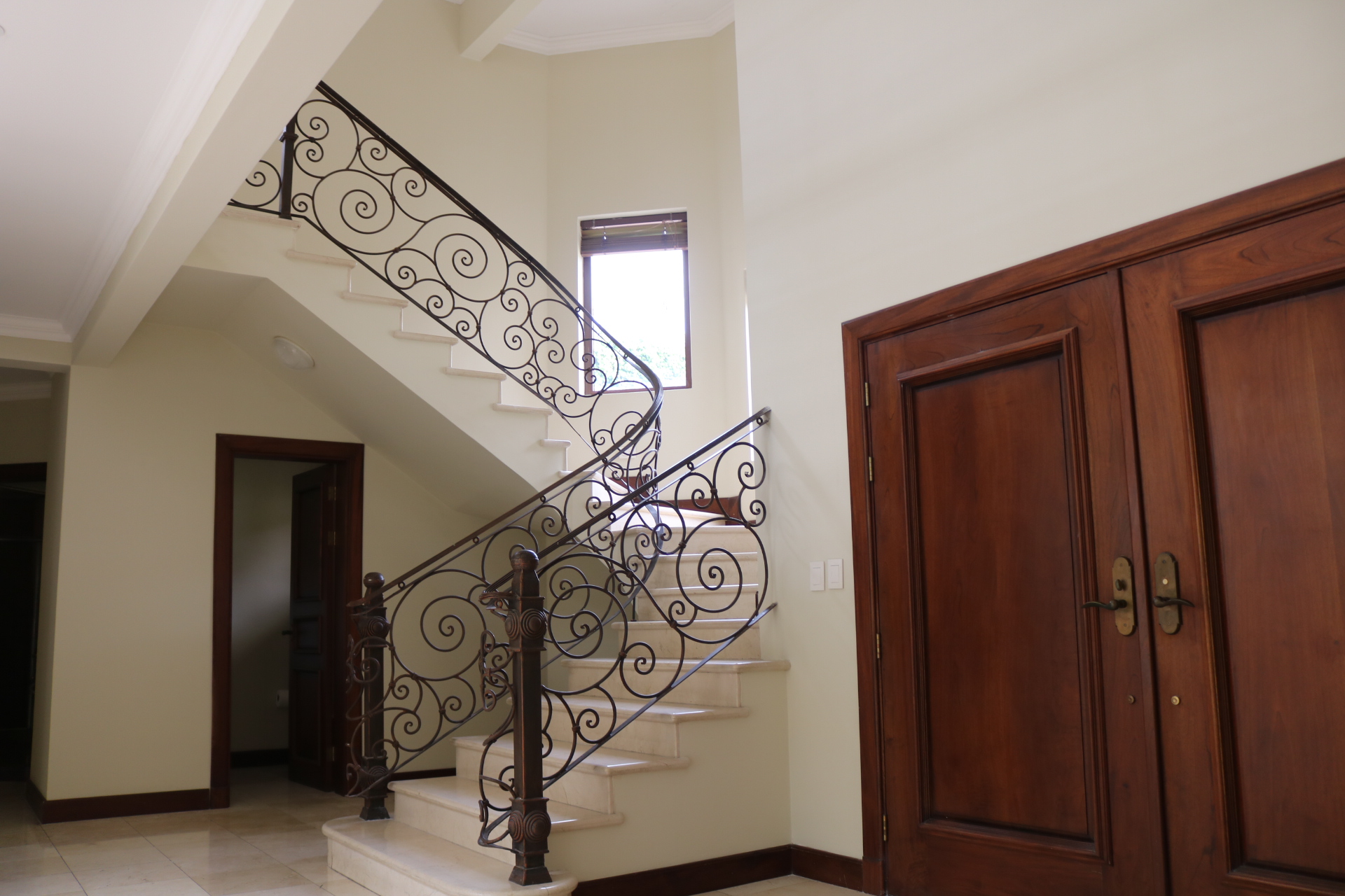 4 bed Single Family Homes For Rent in Escazu, San Jose - thumb 1