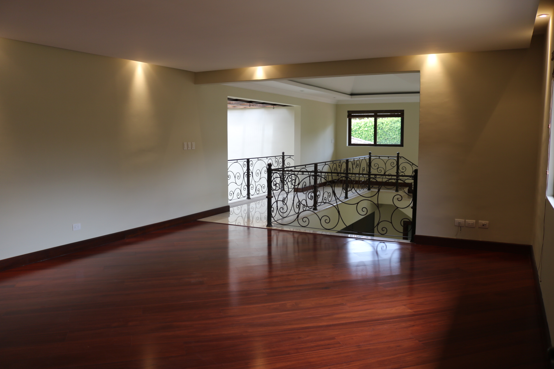 4 bed Single Family Homes For Rent in Escazu, San Jose - thumb 8