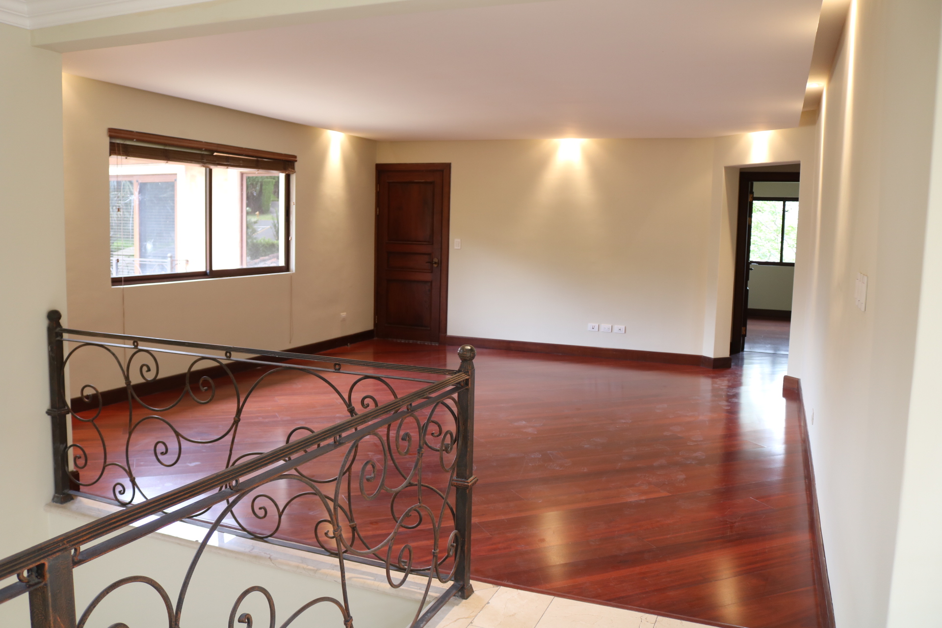 4 bed Single Family Homes For Rent in Escazu, San Jose - thumb 7