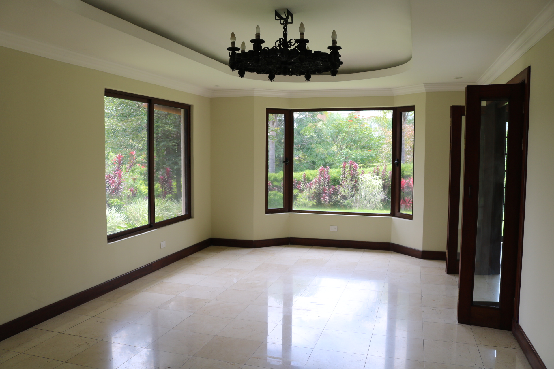 4 bed Single Family Homes For Rent in Escazu, San Jose - thumb 5