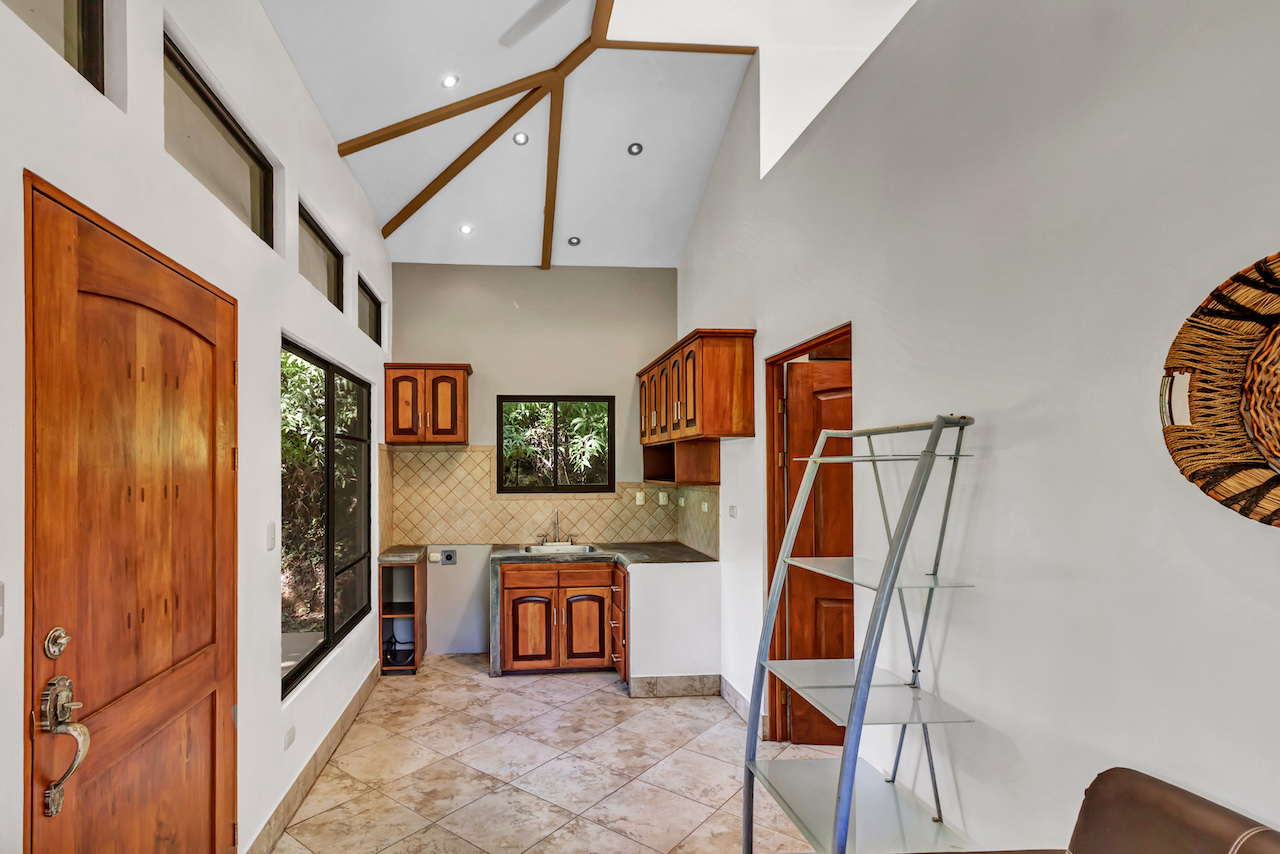 3 bed Single Family Homes For Sale in Dominical, Puntarenas - thumb 23