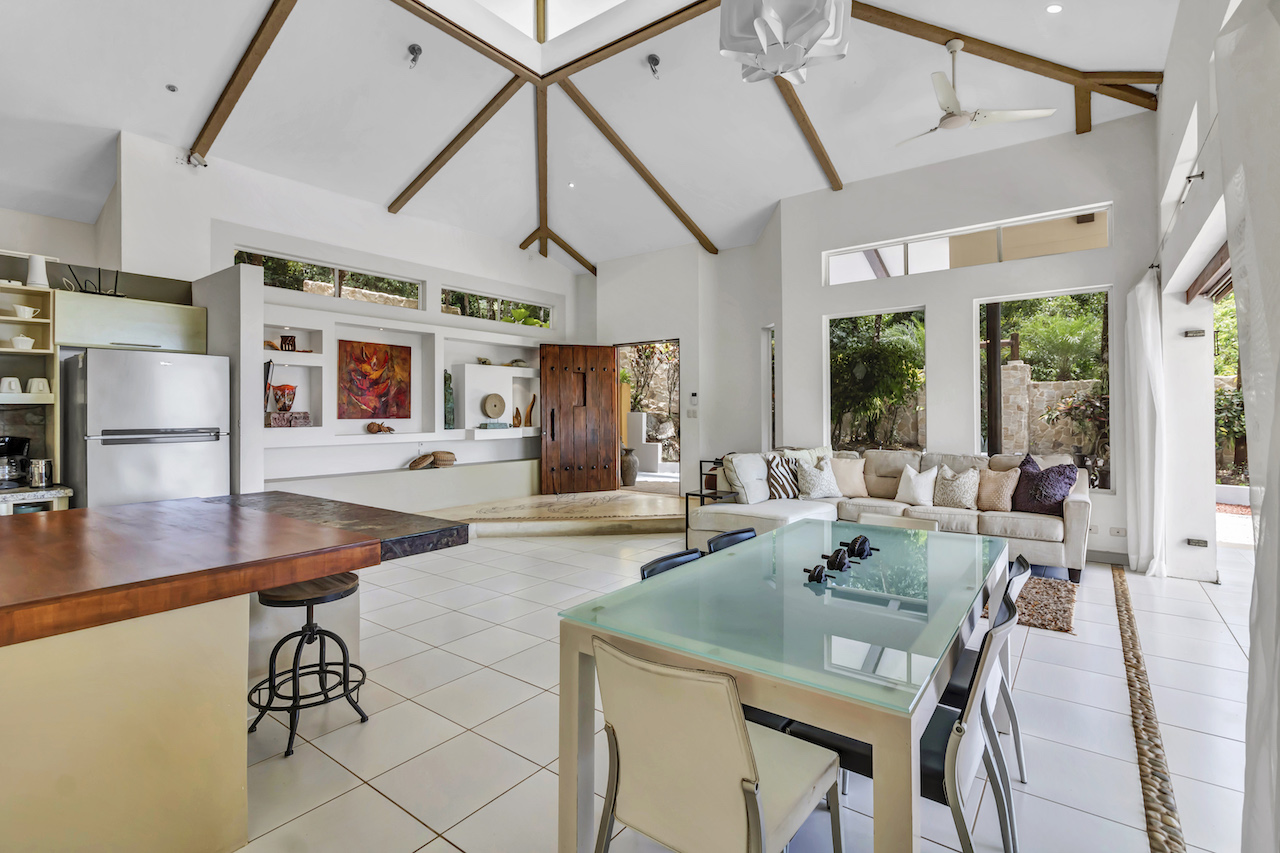 3 bed Single Family Homes For Sale in Dominical, Puntarenas - thumb 16