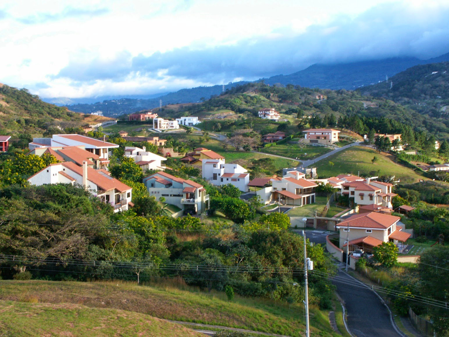 5 bed Single Family Homes For Sale in Guachipelin De Escazu, San Jose - thumb 2