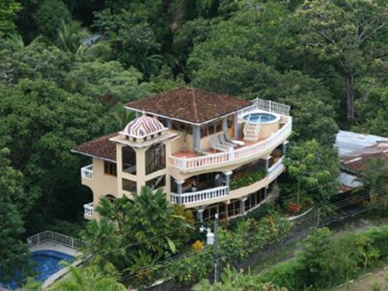7 bed Single Family Homes For Sale in Manuel Antonio, Puntarenas - 1