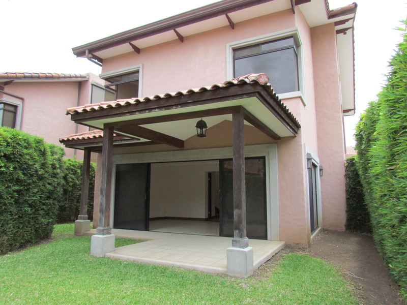 3 bed Single Family Homes For Sale in Santa Ana, San Jose - 1