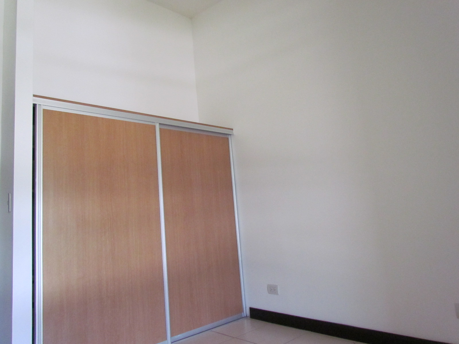 3 bed Apartment For Sale in Santa Ana, San Jose - thumb 14