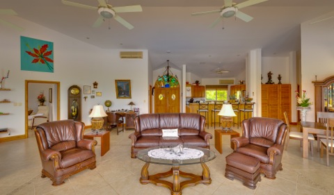 4 bed Single Family Homes For Sale in Puntarenas, Puntarenas - thumb 5