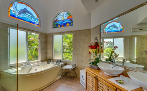 4 bed Single Family Homes For Sale in Puntarenas, Puntarenas - thumb 6