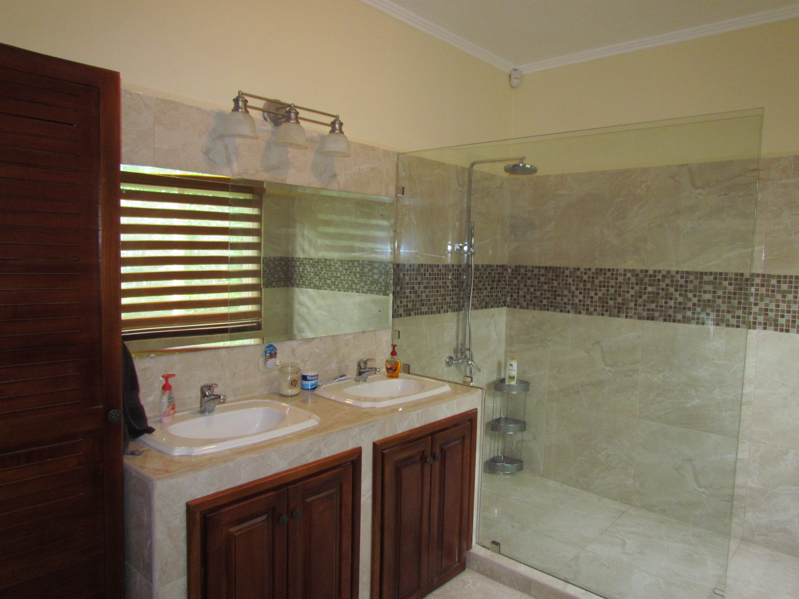 6 bed Single Family Homes For Sale in La Guacima, Alajuela - thumb 12