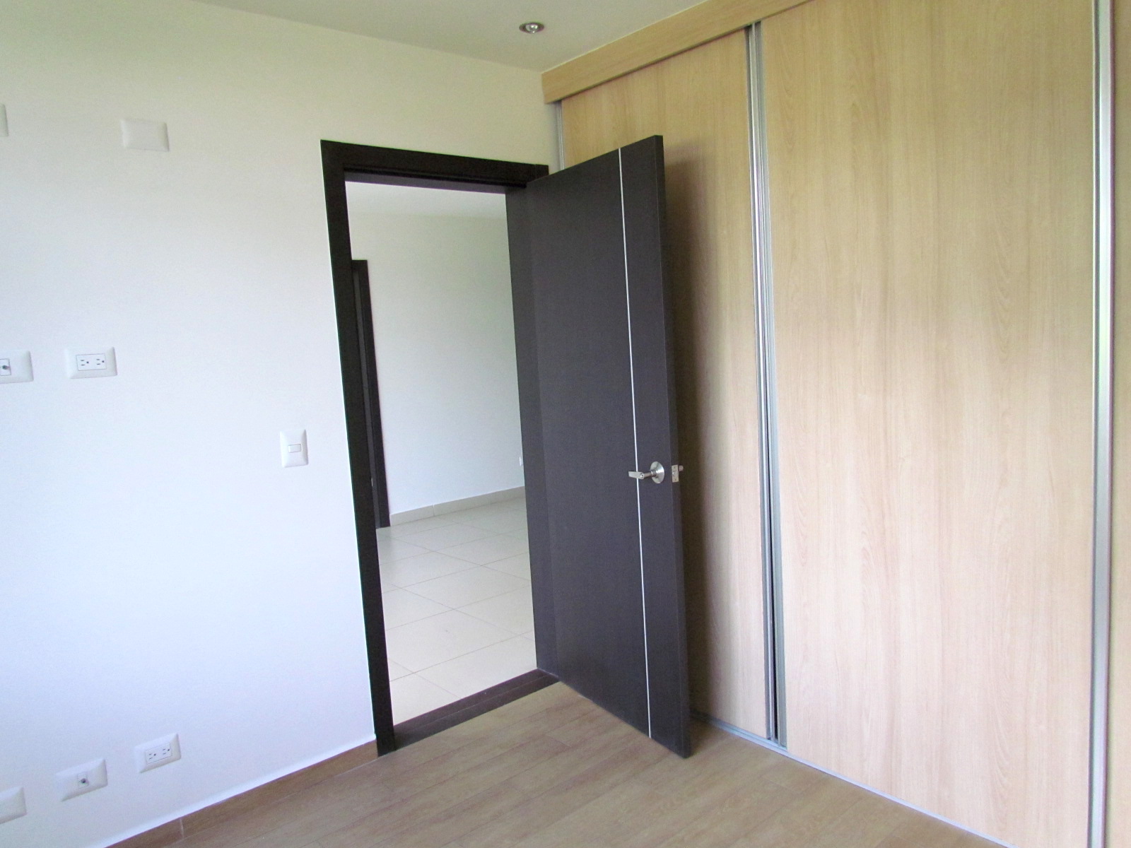2 bed Apartment For Sale in Santa Ana, San Jose - thumb 9