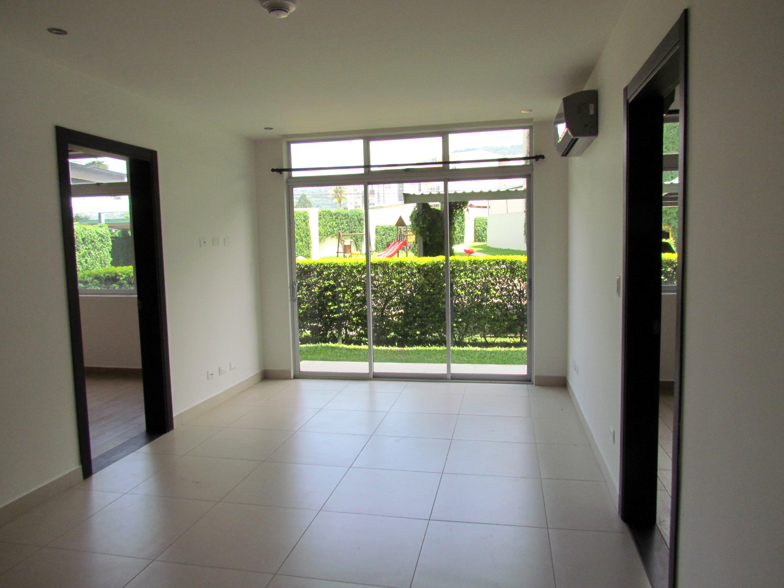 2 bed Apartment For Sale in Santa Ana, San Jose - thumb 4