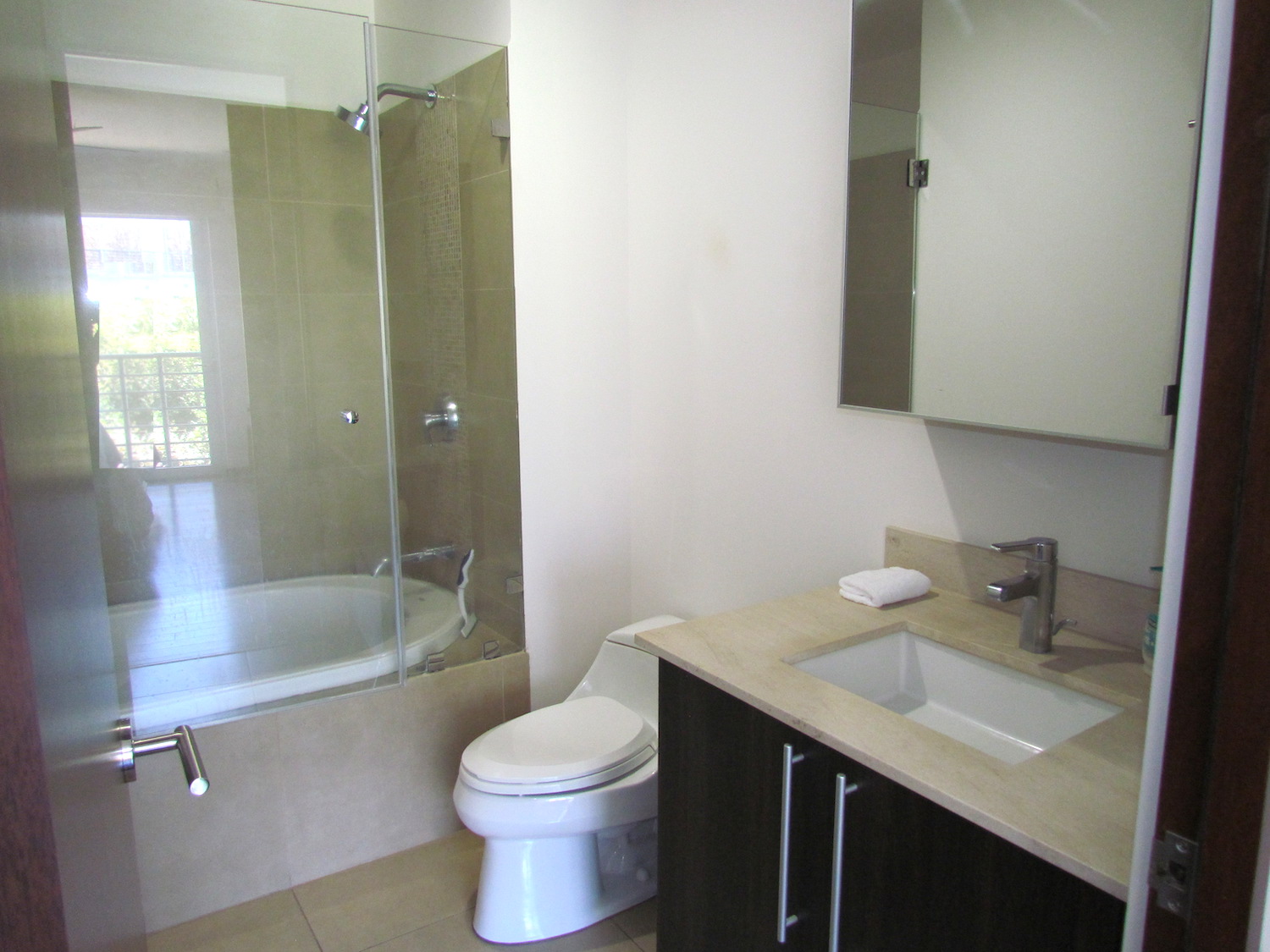 2 bed Apartment For Sale in Escazu, San Jose - thumb 11