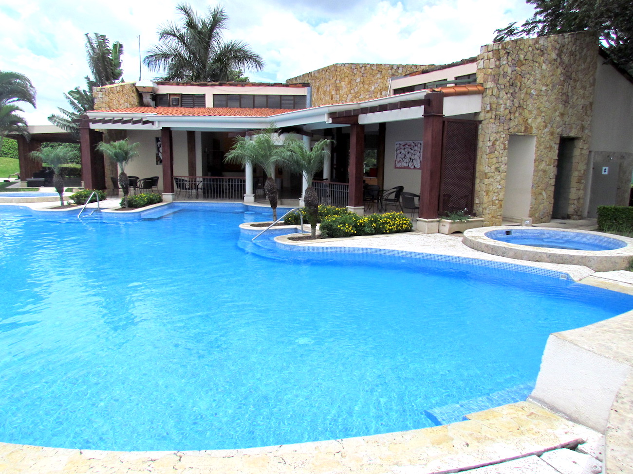 2 bed Apartment For Sale in Santa Ana, San Jose - thumb 1