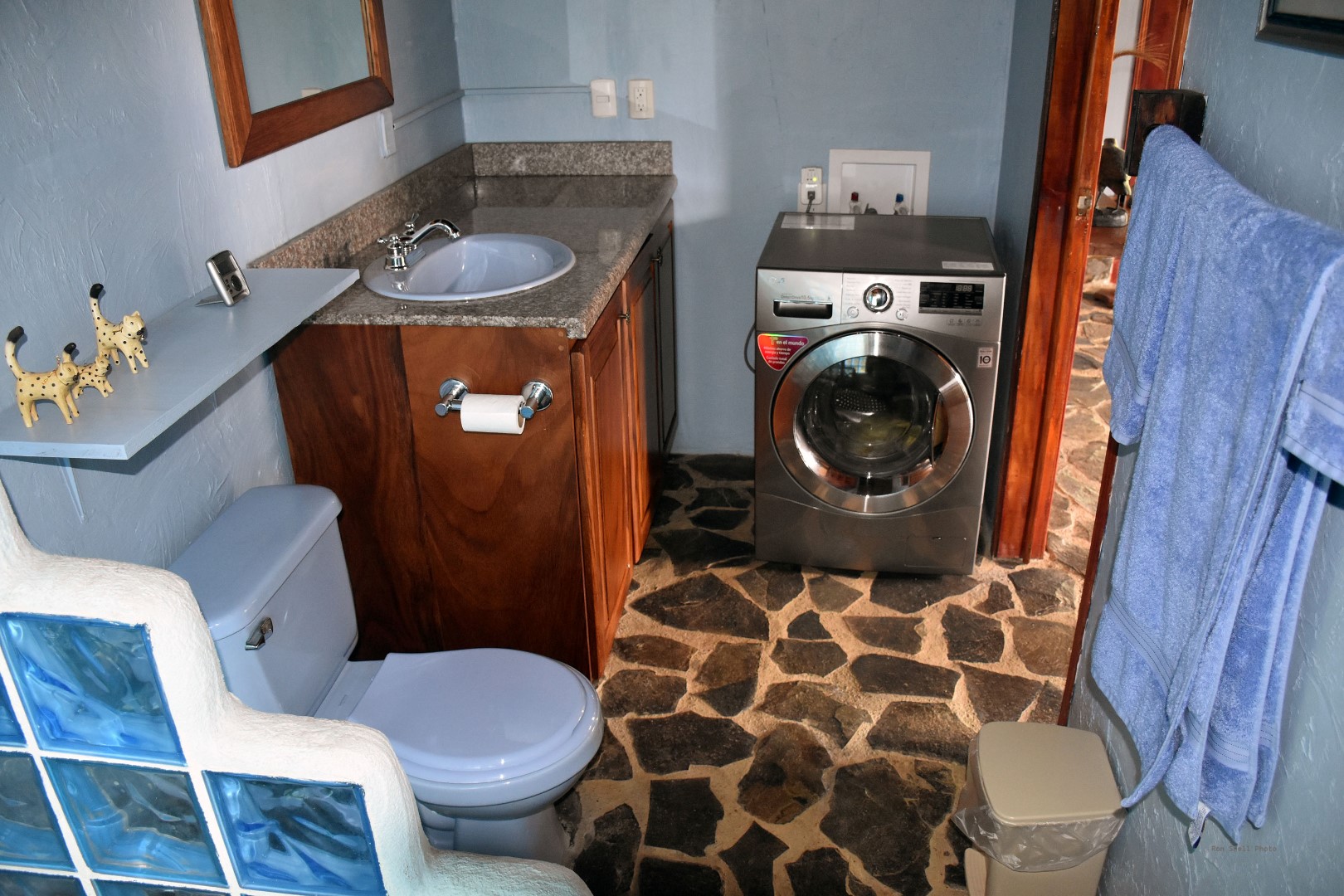 3 bed Single Family Homes For Sale in Dominical, Puntarenas - thumb 25