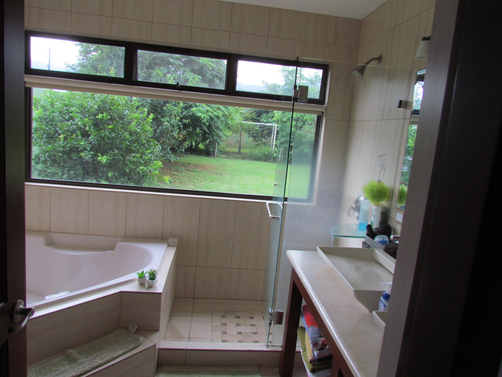 4 bed Single Family Homes For Sale in Santa Ana, San Jose - thumb 10