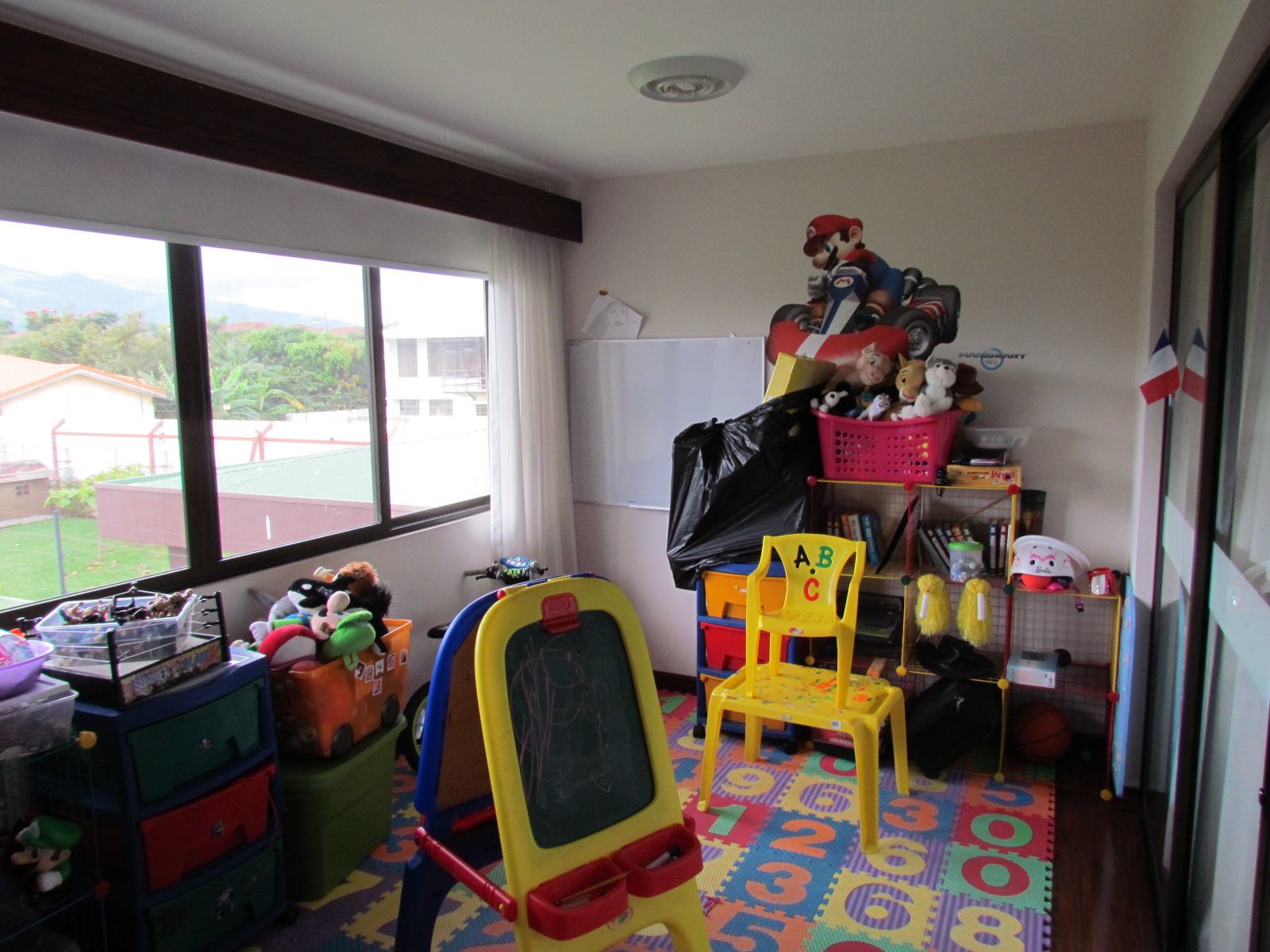 4 bed Single Family Homes For Sale in Santa Ana, San Jose - thumb 14