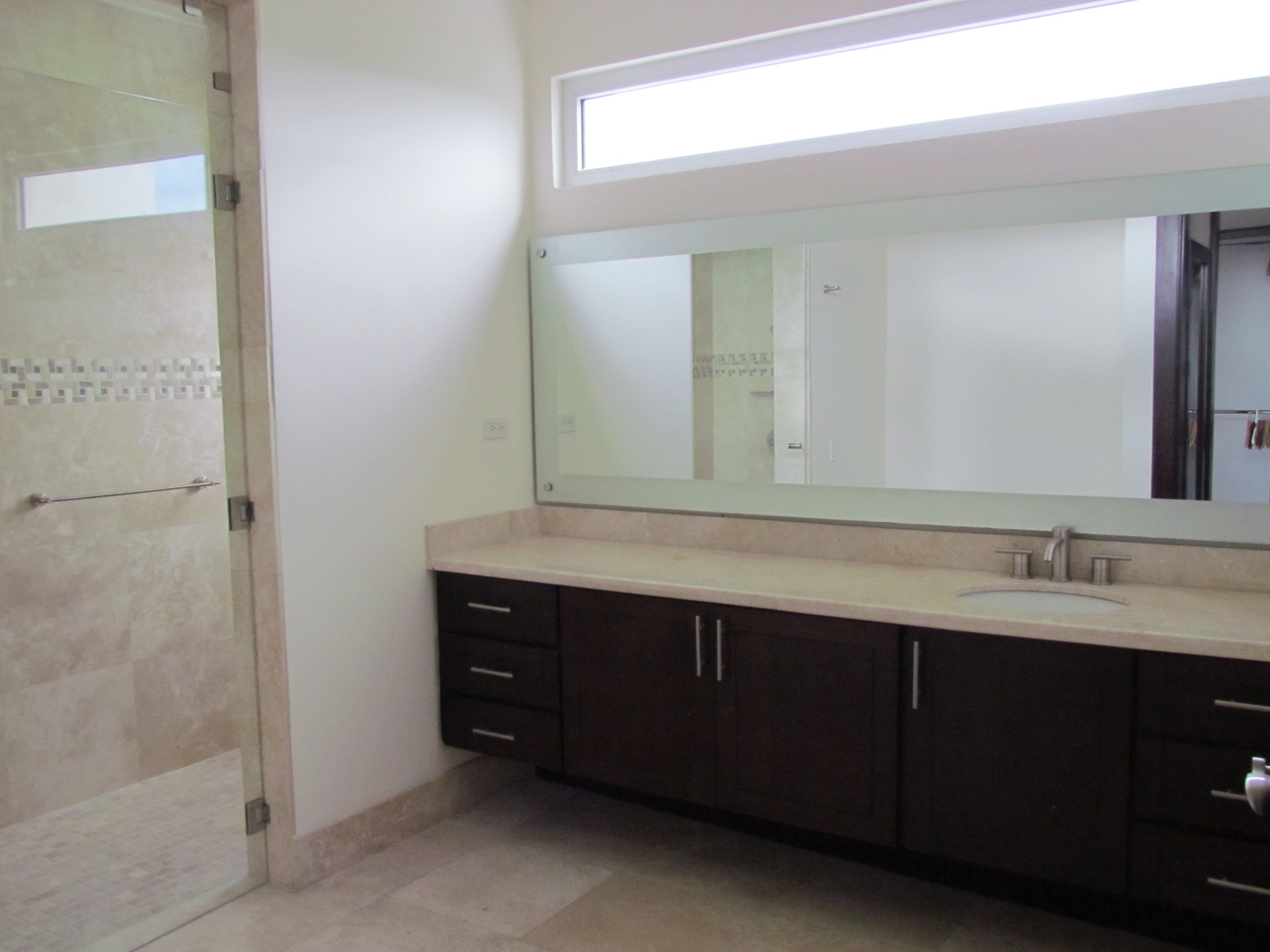 4 bed Single Family Homes For Sale in Santa Ana, San Jose - thumb 21
