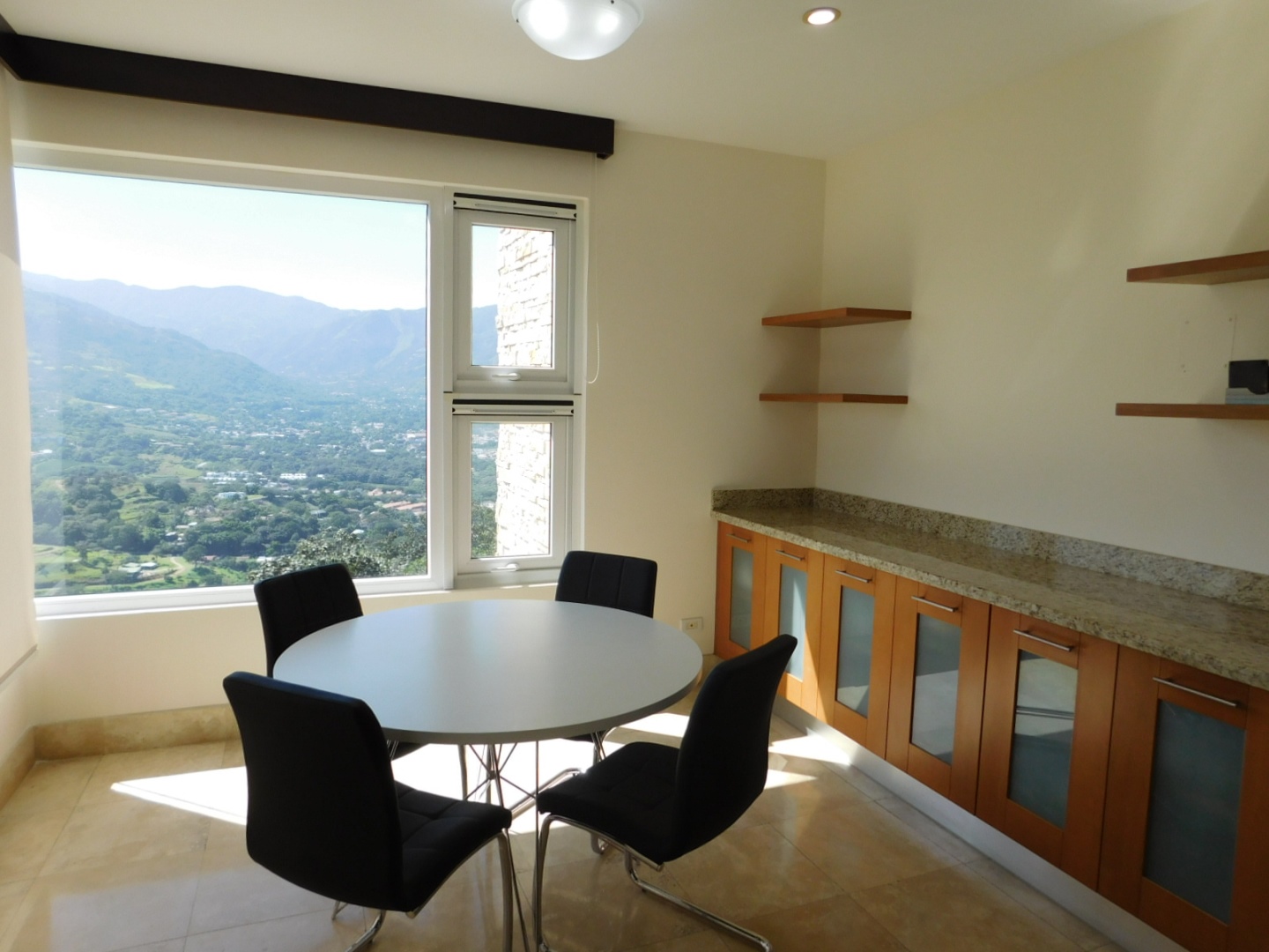 4 bed Single Family Homes For Sale in Santa Ana, San Jose - thumb 8