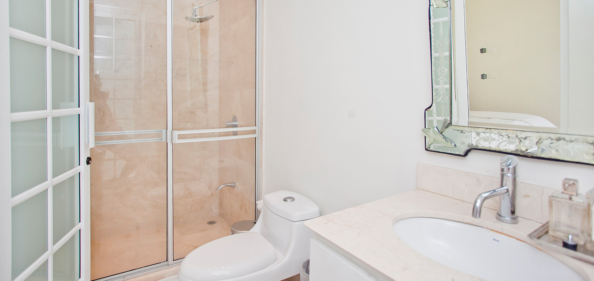 4 bed Single Family Homes For Sale in Santa Ana, San Jose - thumb 21