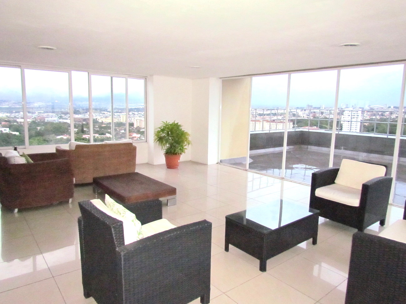 1 bed Apartment For Sale in Escazu, San Jose - thumb 15