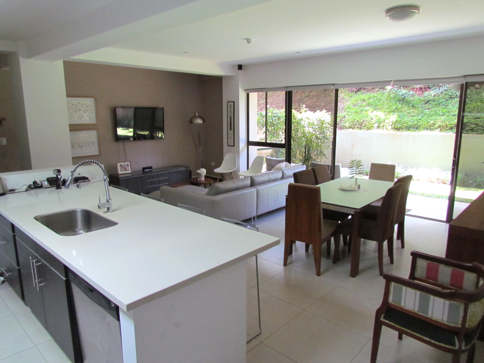 2 bed Apartment For Sale in Escazu, San Jose - thumb 4