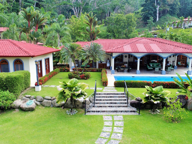 6 bed Single Family Homes For Sale in Ojochal, Puntarenas - 1