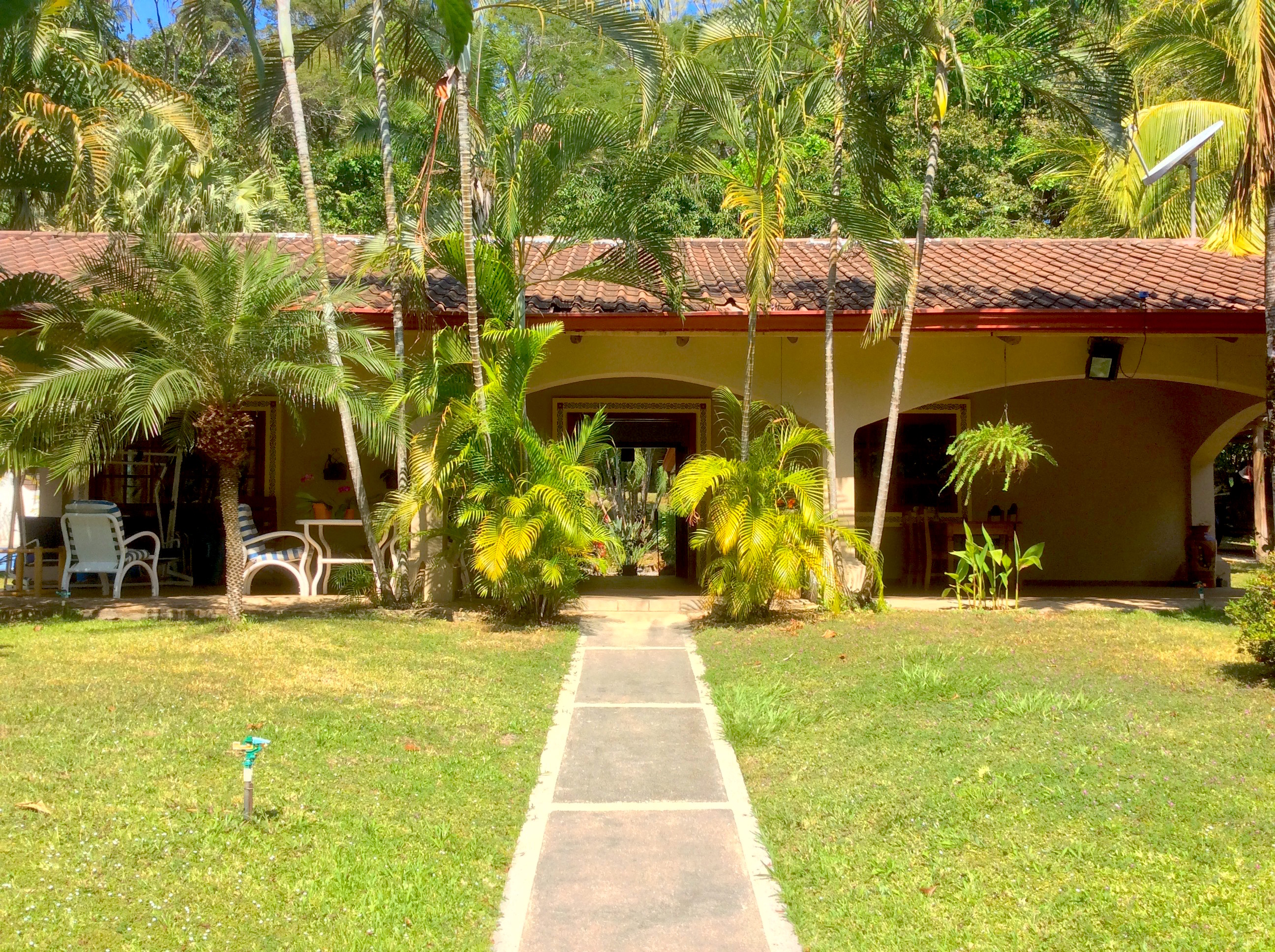 4 bed Single Family Homes For Sale in Playa Carrillo, Guanacaste - thumb 2