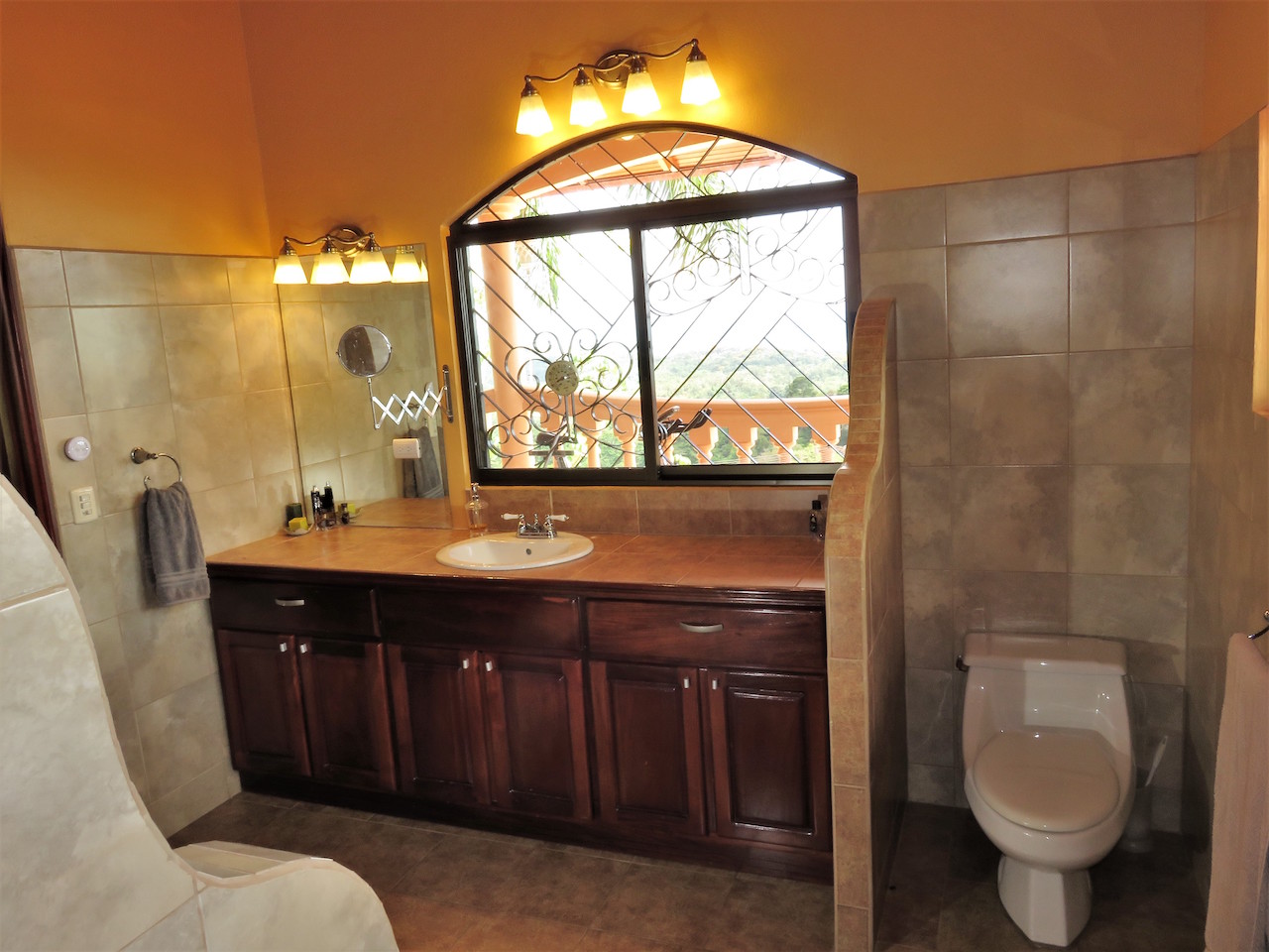 3 bed Single Family Homes For Sale in Ojochal, Puntarenas - thumb 9