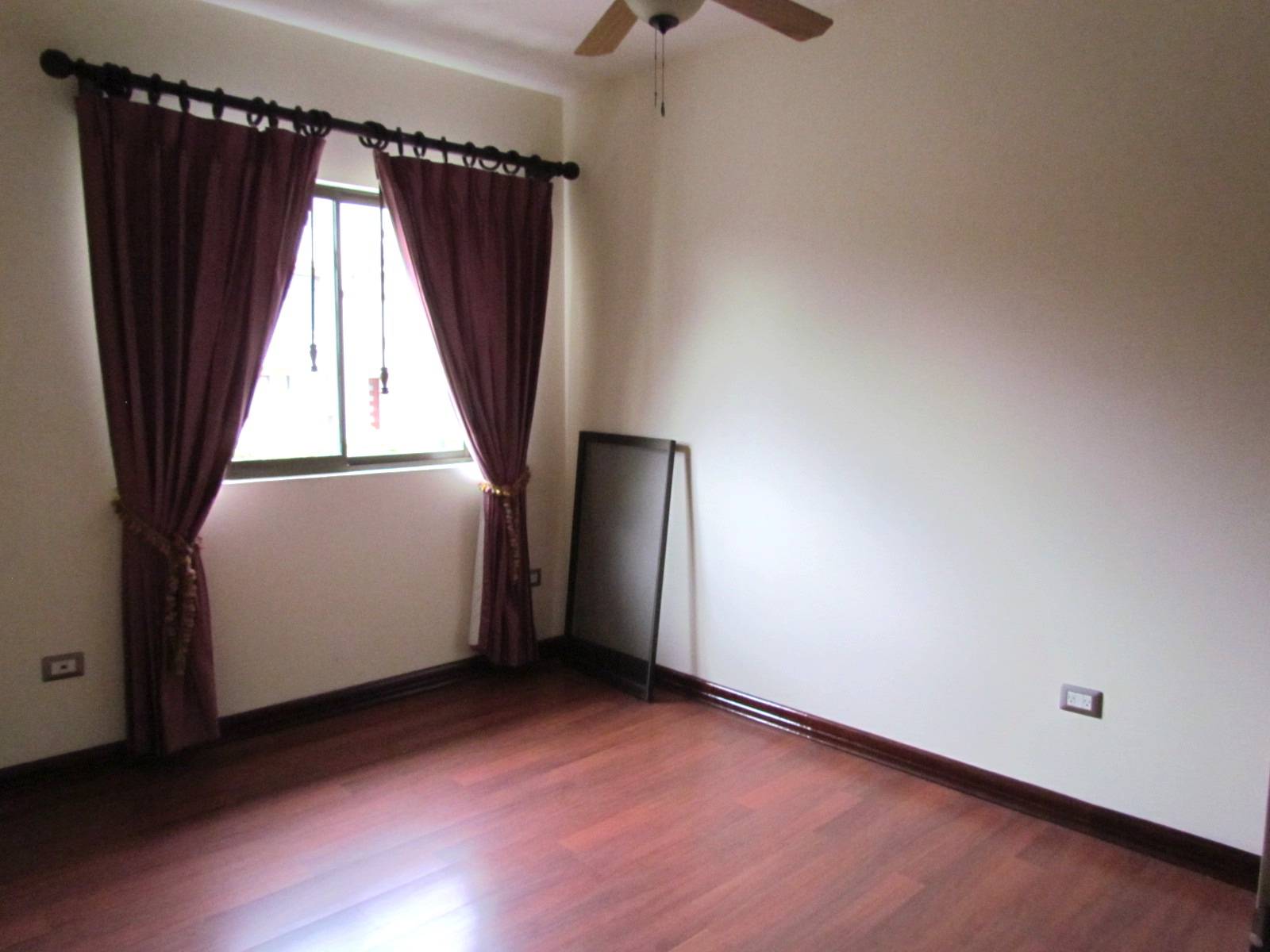 4 bed Single Family Homes For Sale in Escazu, San Jose - thumb 16