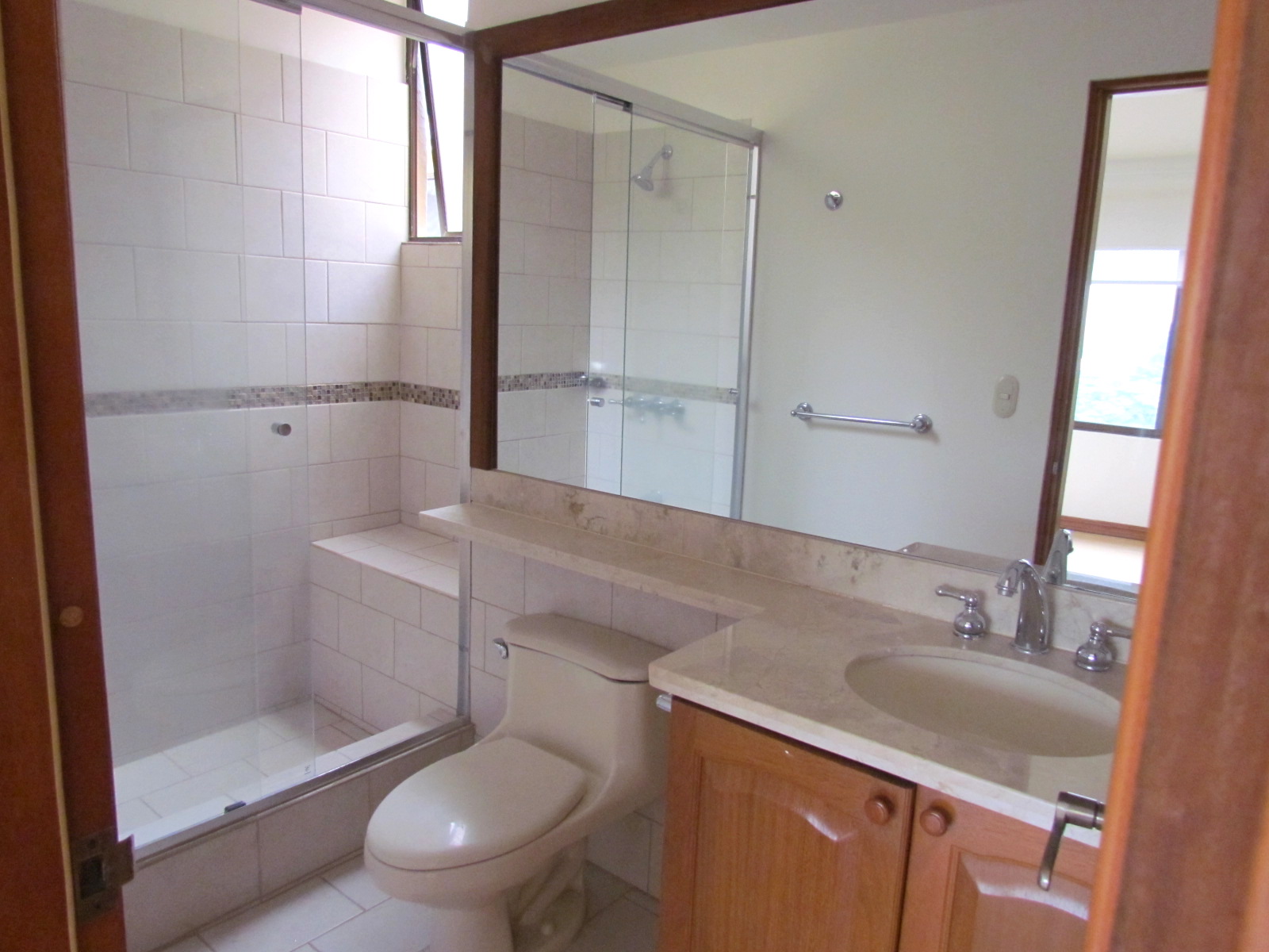 2 bed Apartment For Sale in Escazu, San Jose - thumb 7