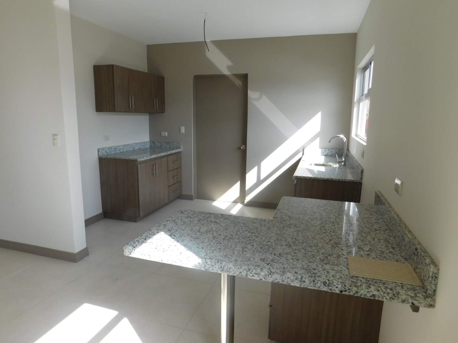 2 bed Apartment For Sale in La Uruca, San Jose - thumb 2