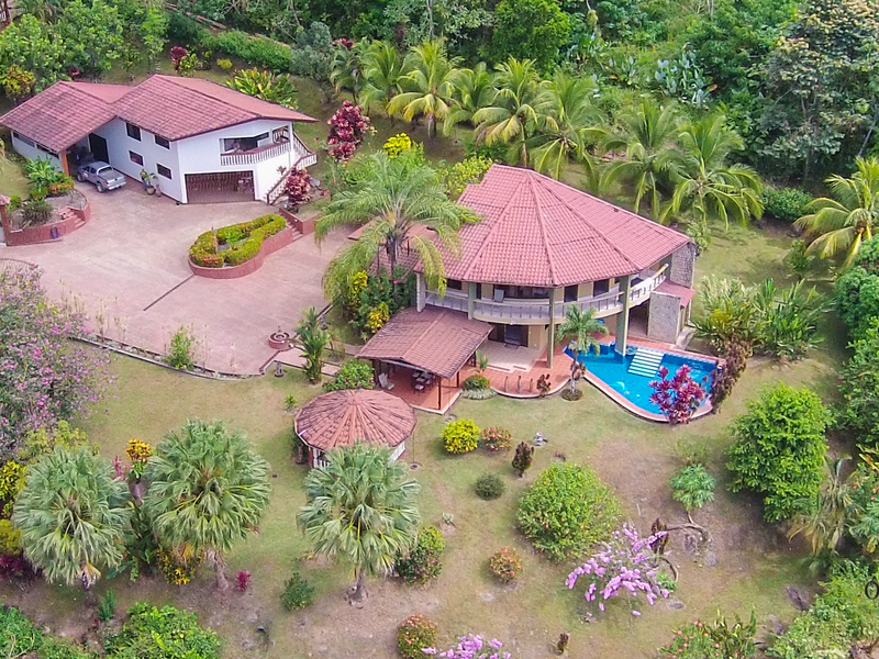 6 bed Single Family Homes For Sale in Ojochal, Puntarenas - 1