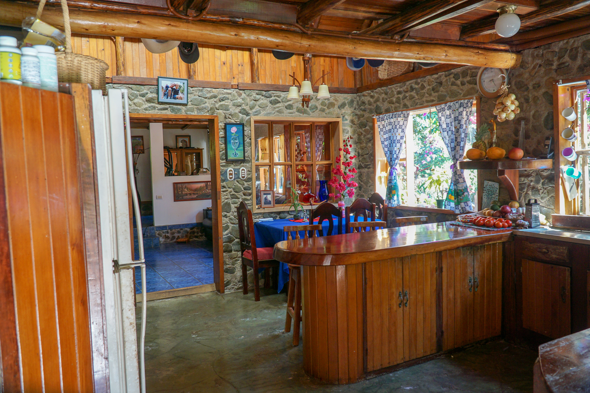 5 bed Single Family Homes For Sale in Perez Zeledon, San Jose - thumb 4