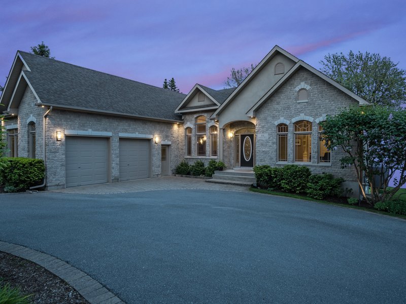 Listings Rod White and Matt White Real Estate Kingston Ontario