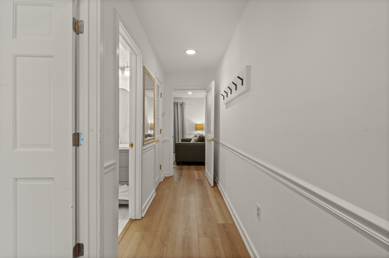 4252 Mariner's Watch Dr