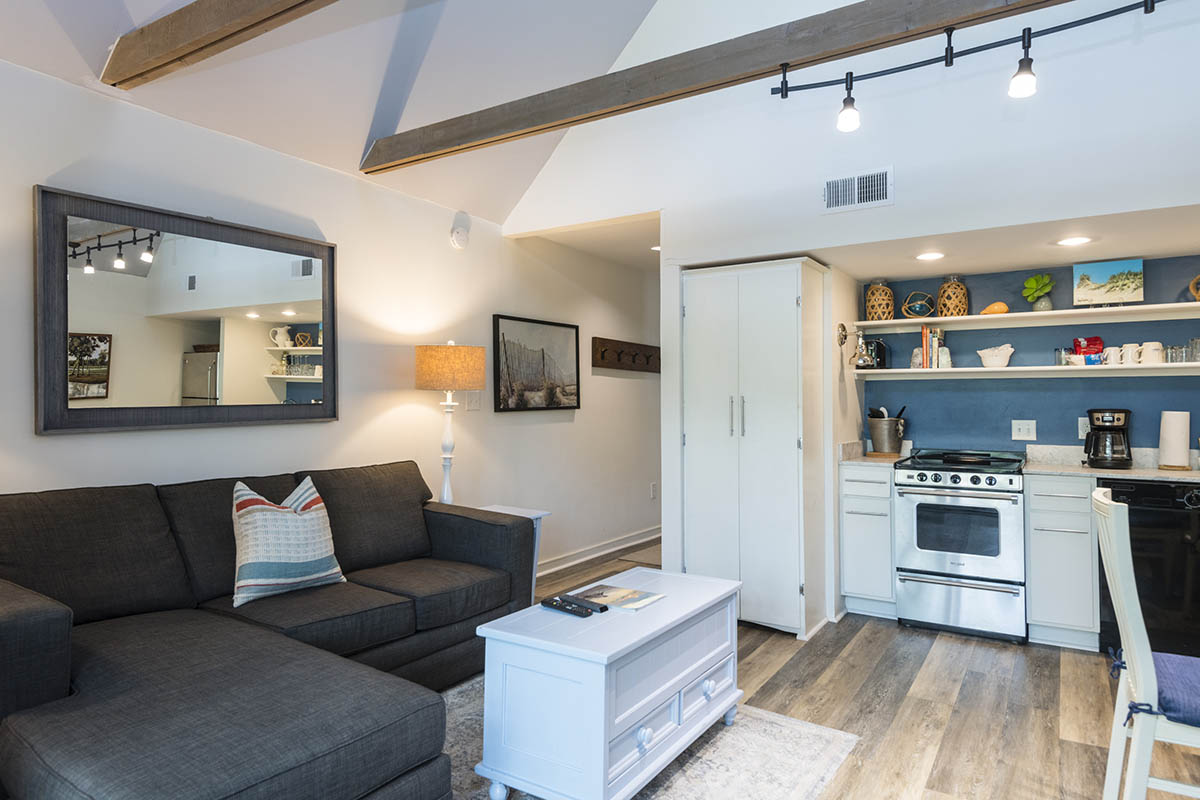 4293 Mariner's Watch Dr