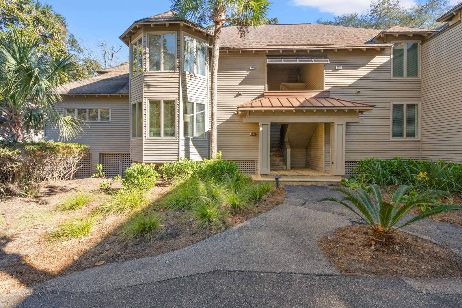 4811 Green Dolphin Way