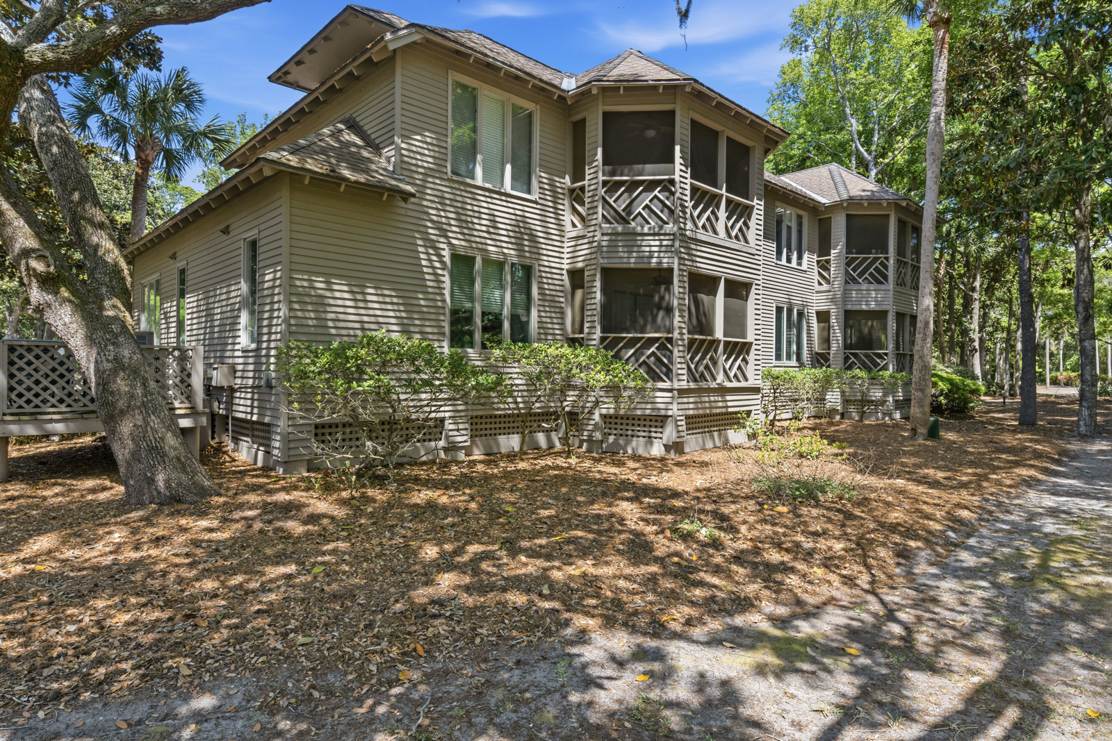 4814 Green Dolphin Way