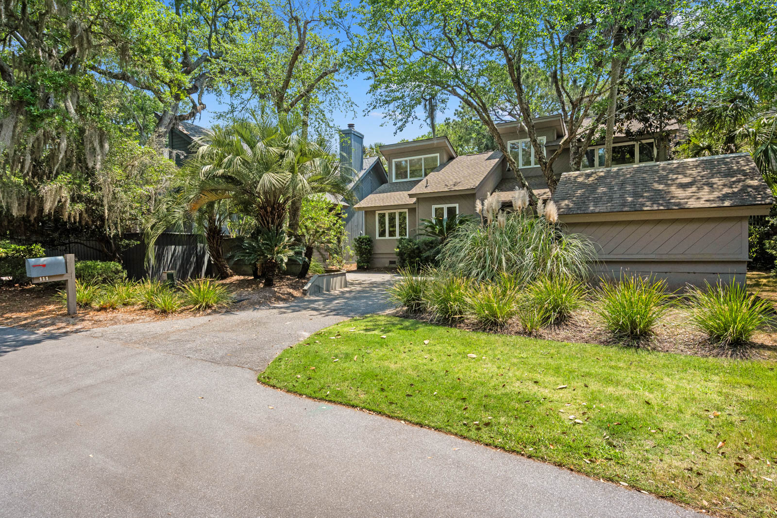 111 Surfscoter Ln