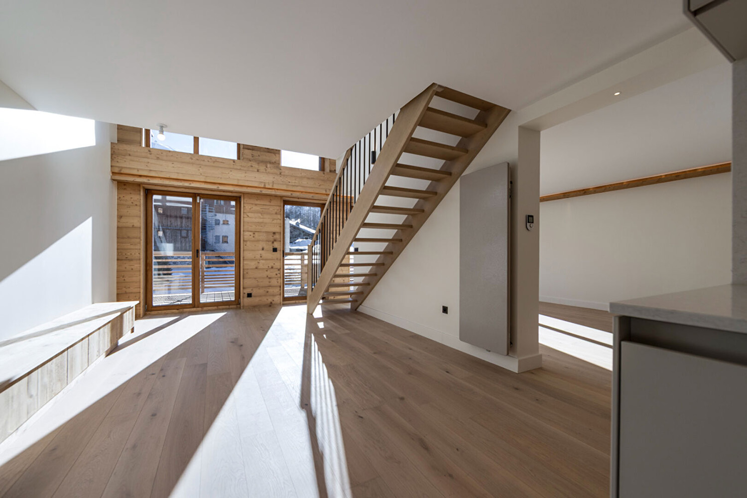 3-Bed Corner Duplex L’Ecrin Residence 13