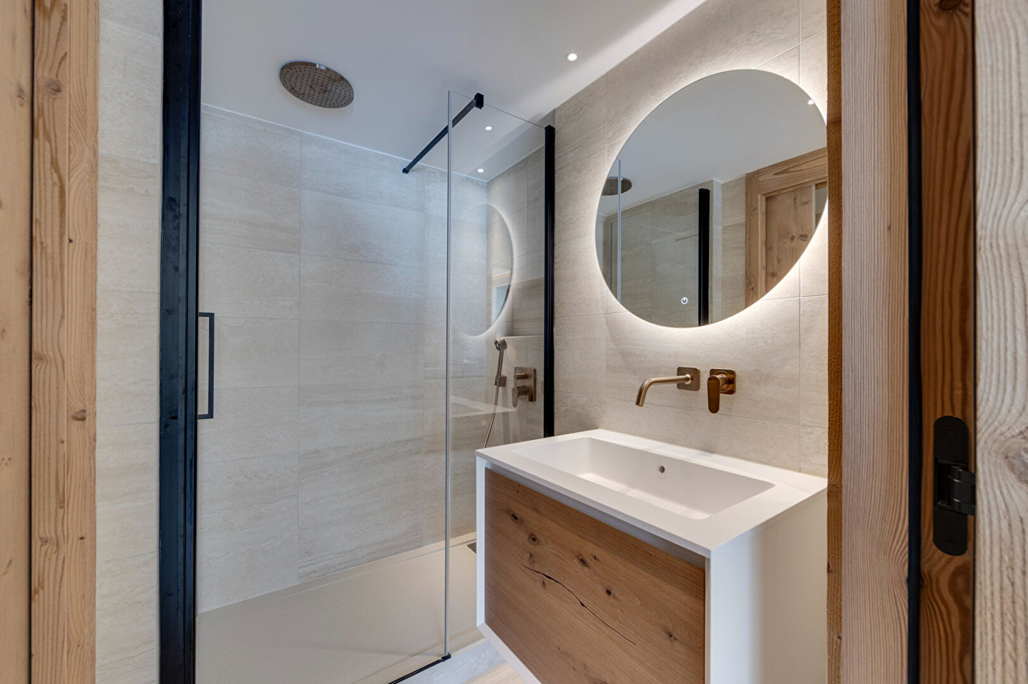 3-Bed Corner Duplex L’Ecrin Residence 14