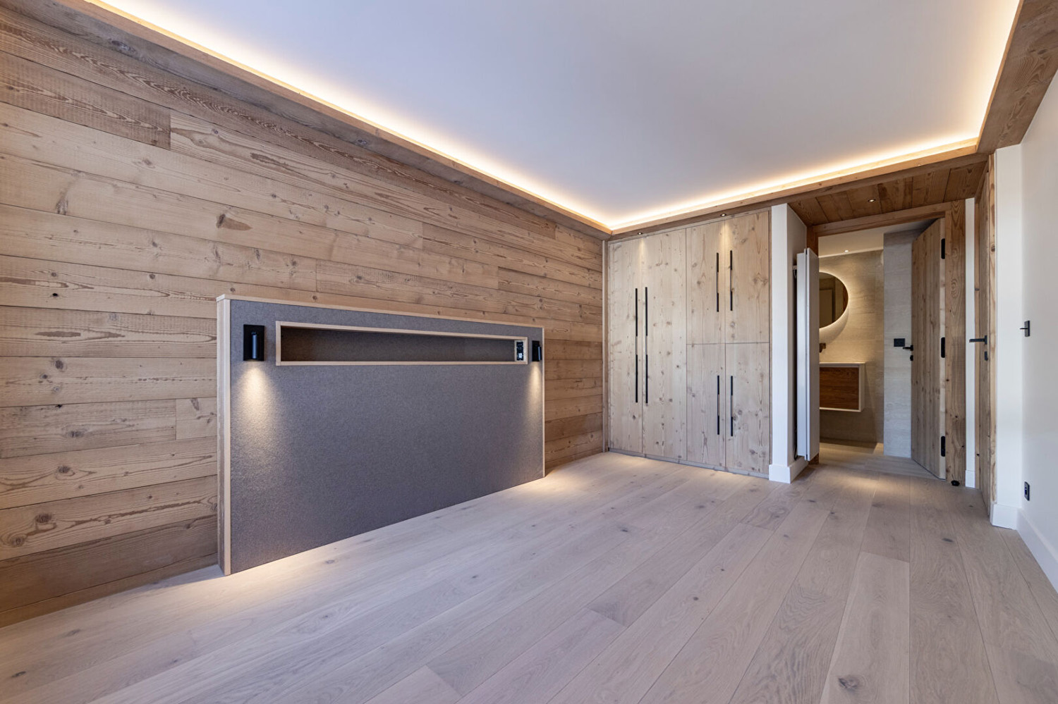 3-Bed Corner Duplex L’Ecrin Residence 5