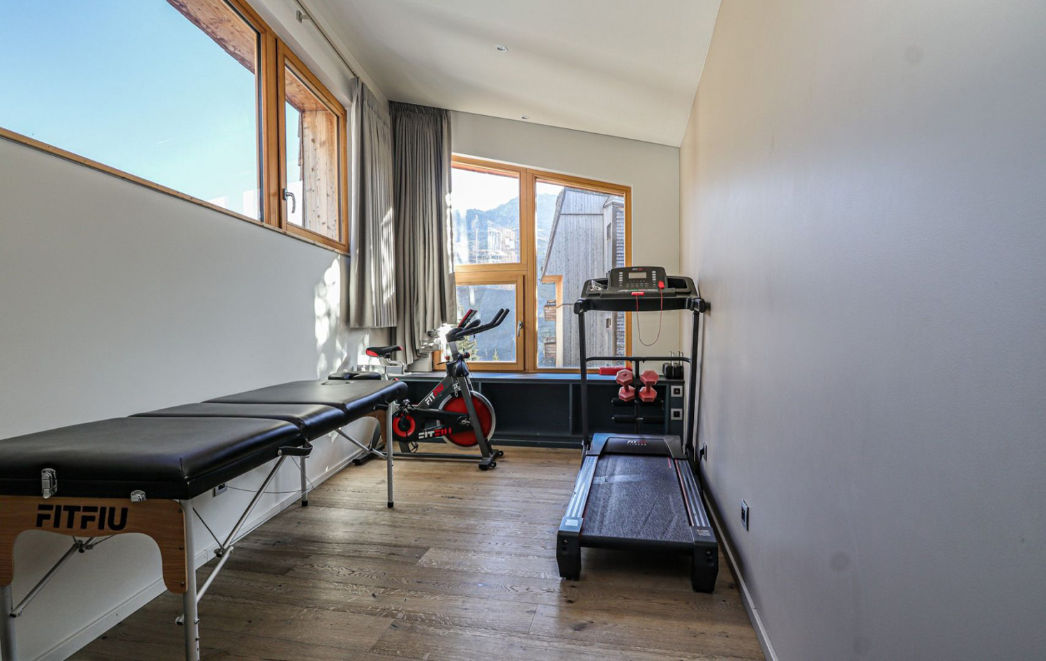 Recently renovated 8 room chalet in Avoriaz 10