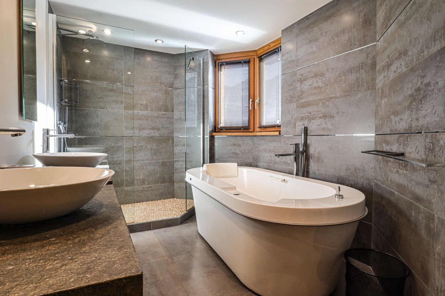 Recently renovated 8 room chalet in Avoriaz 7