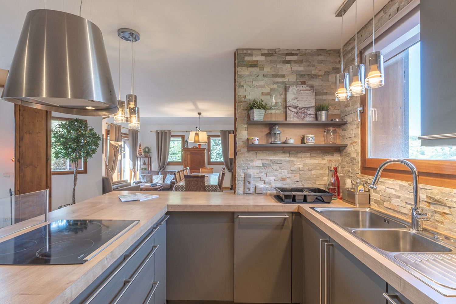 5 Bed chalet with view of La Muzelle 2