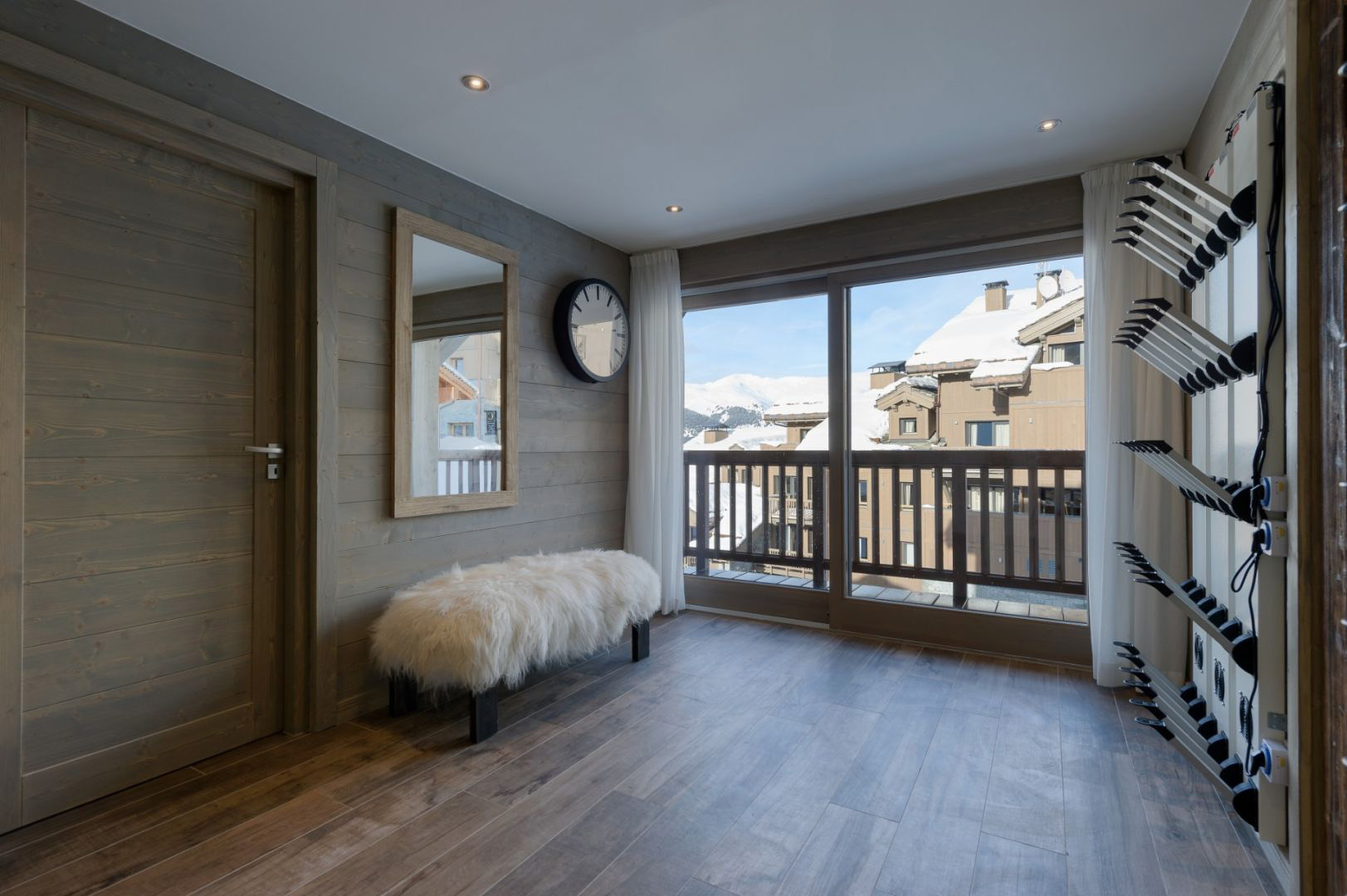 5 Bed Apartment in Val d’Isère 3