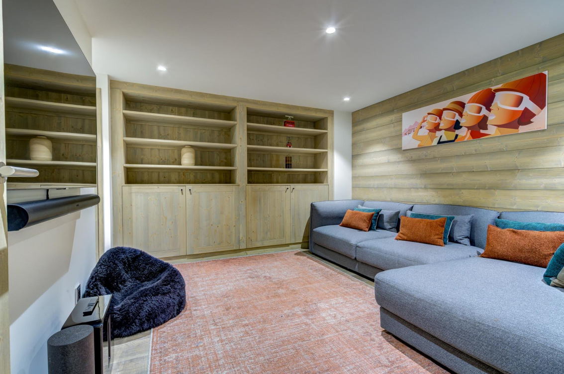 5 Bed Apartment in Val d’Isère 7
