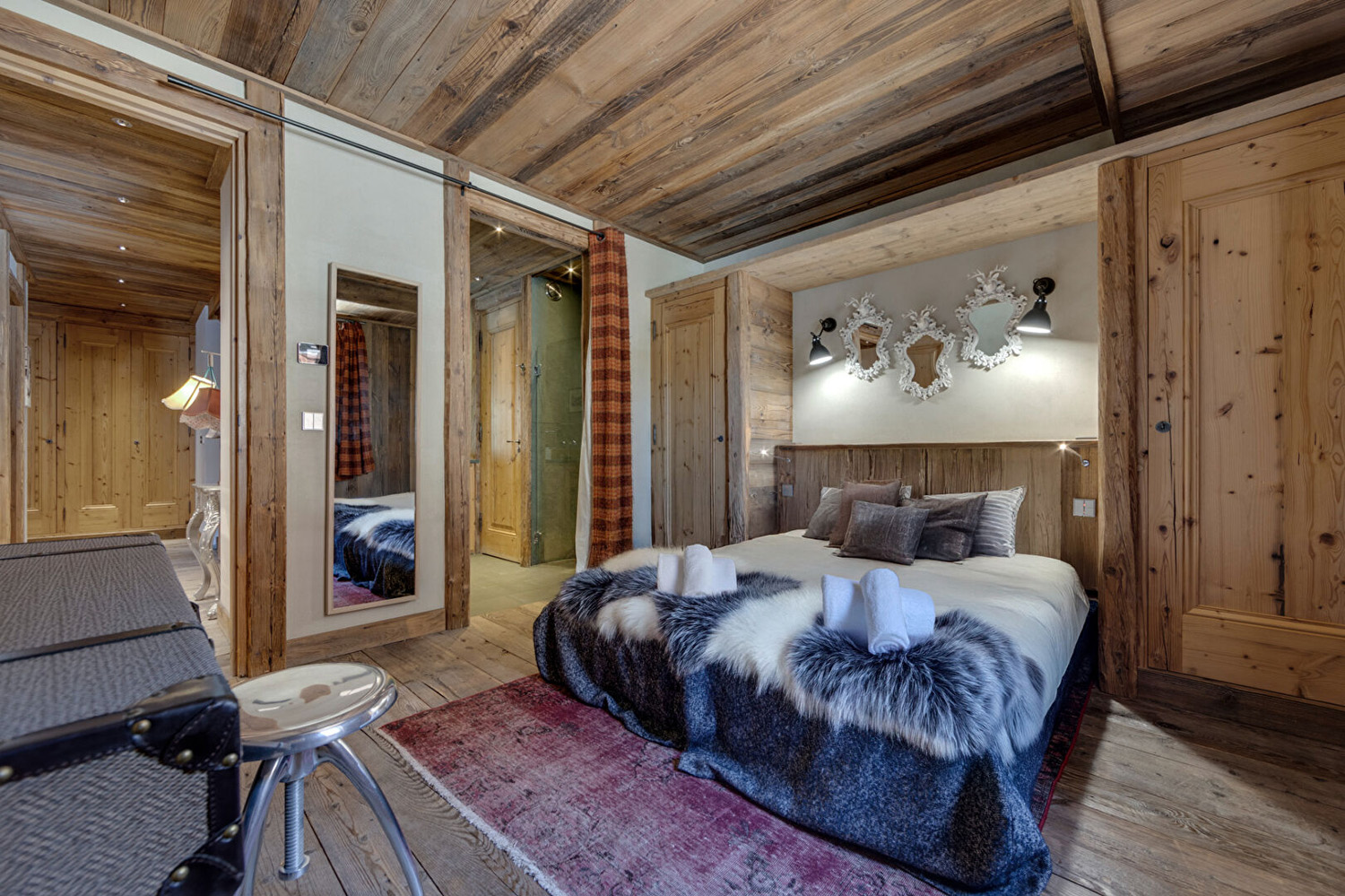 7 Bed Chalet in Val-d'Isere 2