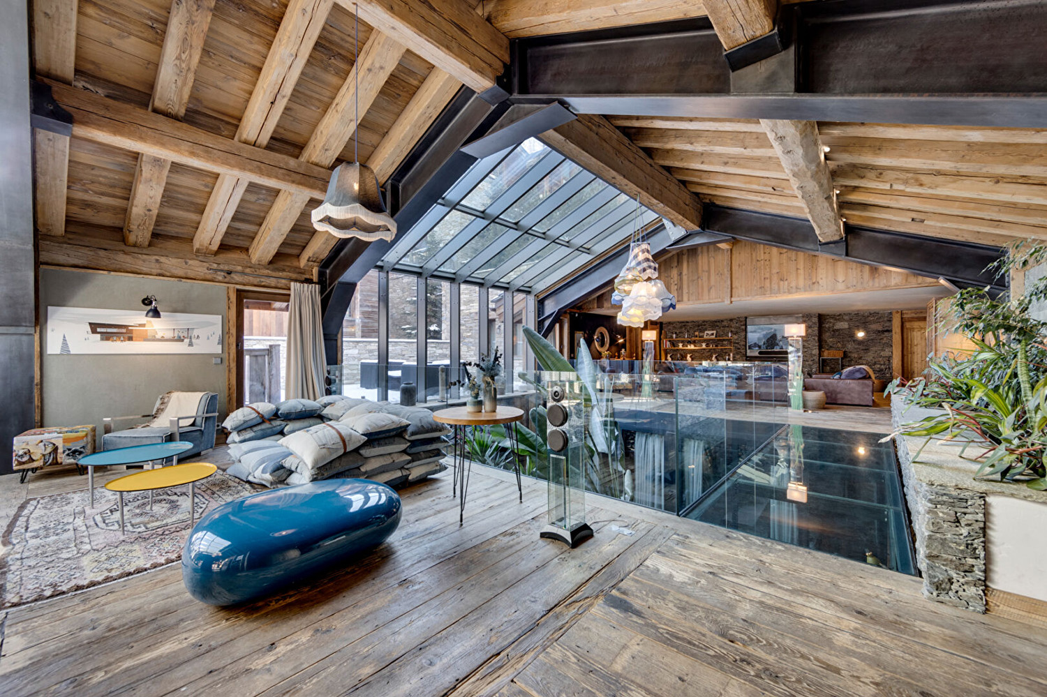 7 Bed Chalet in Val-d'Isere 1