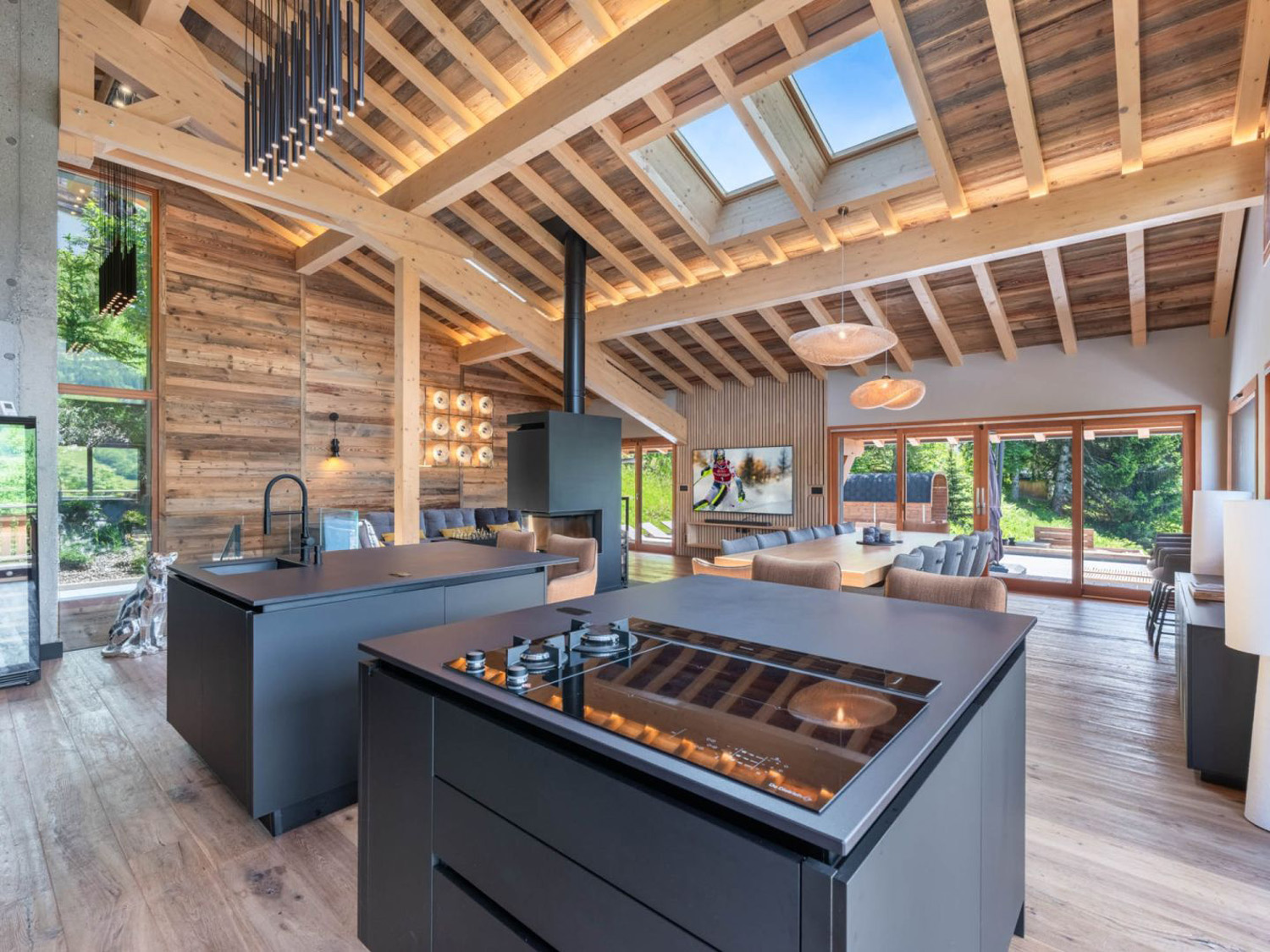 5 Bed Chalet in Megeve 10